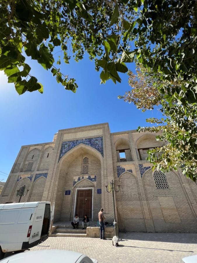 In Center Of Bukhara Family Guest House Mirg'Iyos Exterior foto